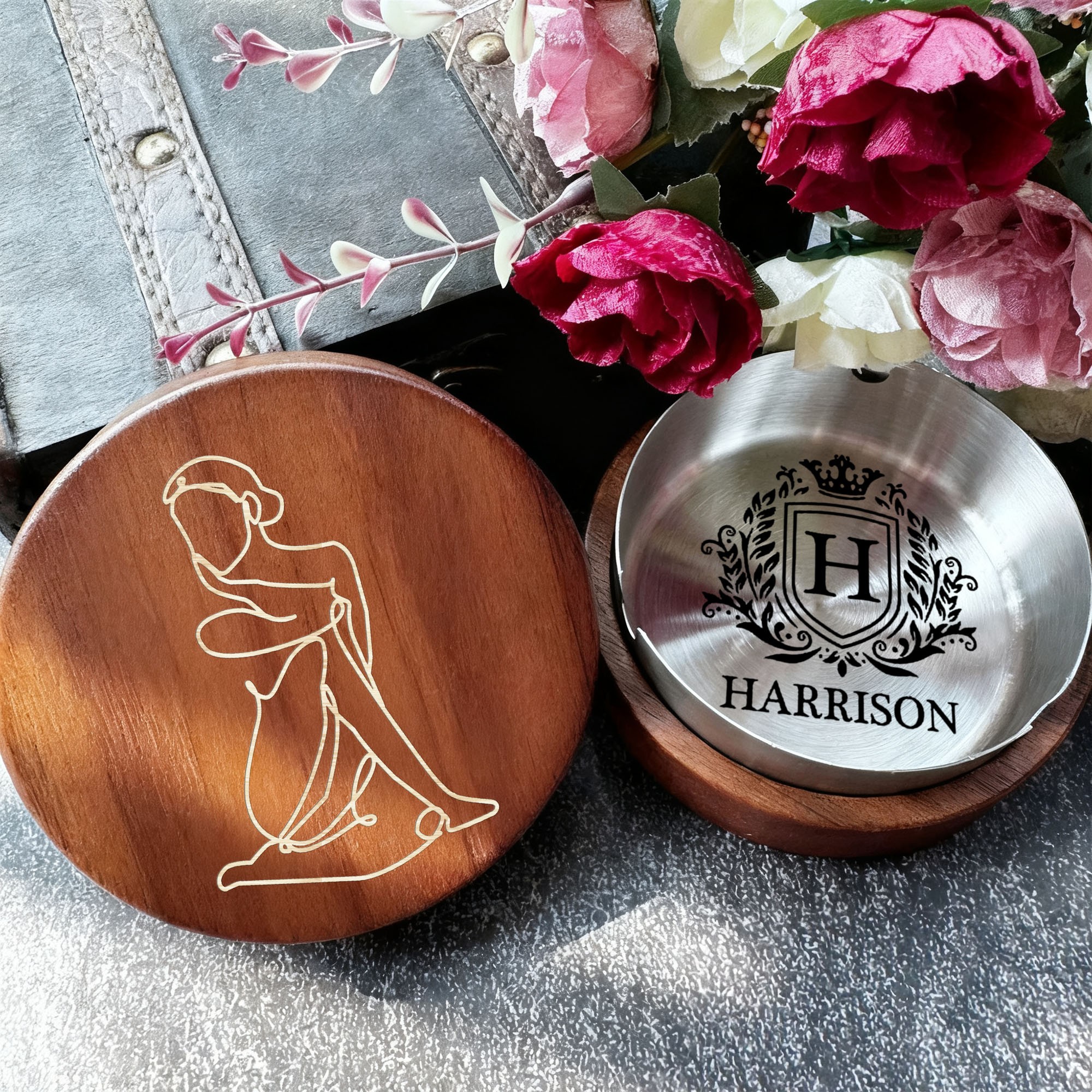 Personalized Wooden Vintage Ashtray With Spicy Portrait Gift For Valentine's Day