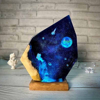Astronaut Resin Wood Art Lamp Interstellar Resin Night Light